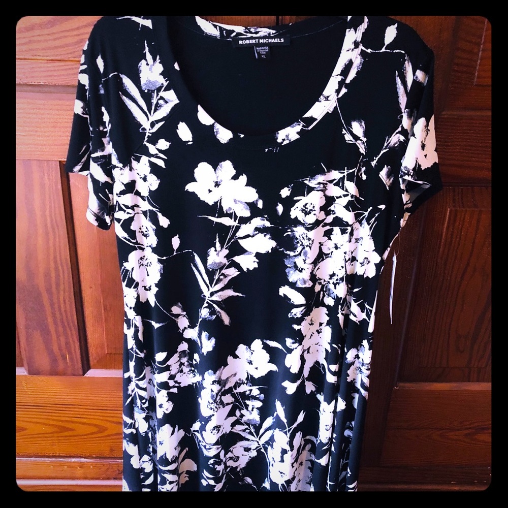 Robert Michaels short sleeve Flower Dress